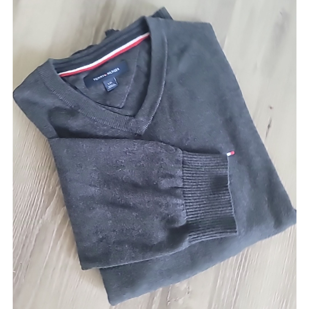 Tommy Hilfiger Men's Cotton V-Neck Knit Sweater Size L Clean Condition